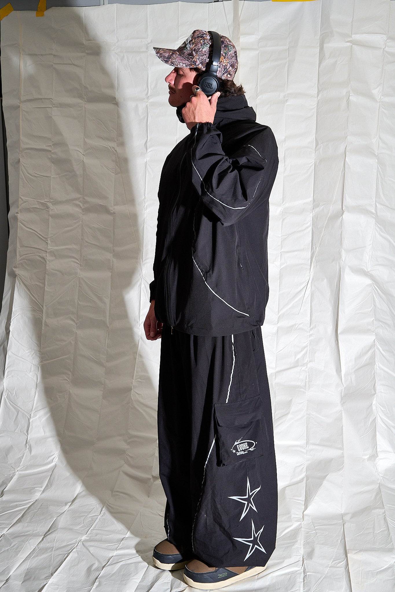 Black Star Snow pants