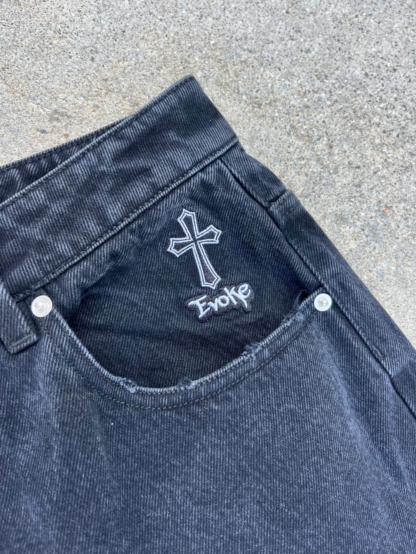 black washed Evoke Pants